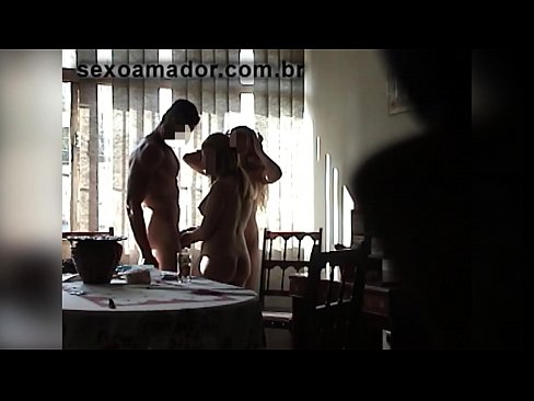 ❤️ Ħbieb sesswali jistiednu raġel ġgant u threesome miegħu ❤ Video tal-ħakk f'mt.pornokey.ru ️❤