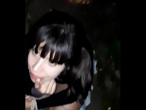 ❤️ Fit-triq pene minfuħ bi skambju għal kandju ❤ Video tal-ħakk f'mt.pornokey.ru ️❤
